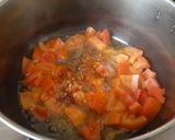 A picture of step 2 of Chicken Mince & Pea Curry🥘.