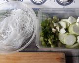 Foto langkah ke 1 dari resep Sayur Oyong Baso.