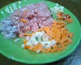 Hình bước làm 1 của món Bánh phồng tôm sốt bò băm