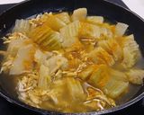 Foto del paso 5 de la receta: Cardo con Pollo Mechado al Curry, Piñones y Semillas de Girasol