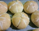 Foto langkah ke 8 dari resep Korean Garlic Cheese Bread.