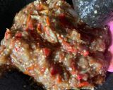 Foto langkah ke 5 dari resep Sambal Terong Rebus.