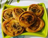 A picture of step 2 of Methi Ki Chokri.
