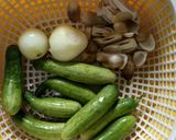 Hình bước làm 1 của món Gà xào