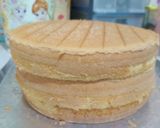Foto langkah ke 1 dari resep Simple Drip Cake.