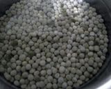 A picture of step 1 of Chanya tonak dry peas curry.