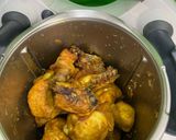 Gambar langkah 5 resipi Ayam Kam Heong.