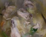 Foto langkah ke 3 dari resep Sop sayap ayam sederhana.
