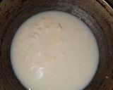 A picture of step 3 of Milky bar sweet.