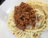 A picture of step 22 of Spaghetti, mince and brown onion soup.