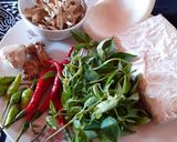Foto langkah ke 1 dari resep 14. Sambel tempe teri kriuukk kempo (kemangi + klopo).