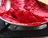 A picture of step 3 of Beetroot khandvi.