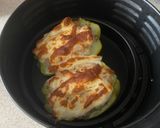 Foto del paso 5 de la receta: Chayotes rellenos de atún en freidora de aire
