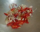 Foto langkah ke 4 dari resep Ikan Mujair Kuah Kuning.