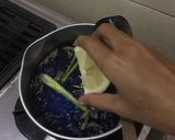 Foto langkah ke 3 dari resep Wedang Serai Kembang Telang.