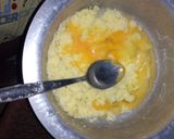 A picture of step 4 of Vanilla cake.