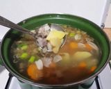 Foto langkah ke 3 dari resep Soup Daging Sapi Praktis.