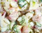 Foto del paso 2 de la receta: Ensaladilla de marisco Pink Lady