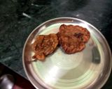 सिंघाड़े के आटे का पूआ ।(फलाहारी) रेसिपी चरण 3 फोटो
