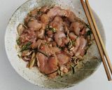 A picture of step 1 of Chicken Yakitori, crunchy lettuce wrap.