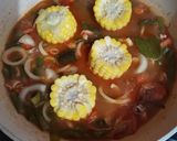 Foto langkah ke 7 dari resep Seafood Udang Cumi Saos Padang.