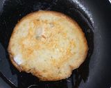 A picture of step 2 of Pan-toast Bread.