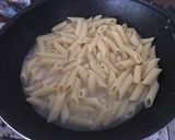รูปขั้นตอนการทำที่ 3 ของ Penne with salmon & corn-soy milk