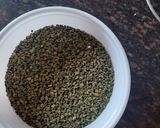 A picture of step 1 of Goonda and green methi seed ki sabji.