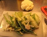 Foto del paso 1 de la receta: Coliflor tostau, en alm. de miércoles BBM, con panes dueblados y alioli...Todo para campeonarrr