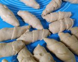 Foto langkah ke 5 dari resep Molen Krispi Pisang Keju.