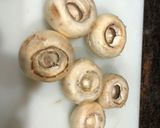 Foto del paso 4 de la receta: Pinchitos de lomo con champiñones con su salsa