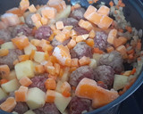 Foto del paso 3 de la receta: Carbonada de albóndigas