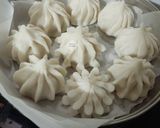 उकडीचे मोदक (ukadiche modak recipe in marathi) रेसिपी स्टेप 5 फोटो 