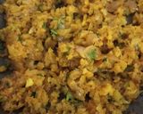 A picture of step 3 of Poha Samosa.