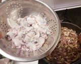 Foto del paso 6 de la receta: Calamarcitos encebollados con Gandules verdes y Setas