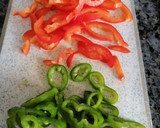 Foto del paso 1 de la receta: Pizza vegetariana de bocaditos de heura con salsa barbacoa