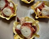 Foto del paso 2 de la receta: Tartaleta casera de cebolla confitada con pulpo á feira