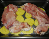 Foto del paso 3 de la receta: Cabeza de corvina al horno con patatas