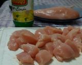 Foto del paso 1 de la receta: Trocitos de pollo frito