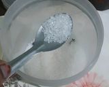 A picture of step 1 of Kelloggs Choco Breakfast bowl.