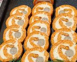 Vegán, sajtkrémes, paprikapiskótás tekercs recept fázis 9 fotója