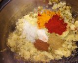 આલુ પરાઠા(Aalu paratha Recipe in Gujarati) રેસીપી સ્ટેપ1ફોટો