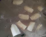 Gambar langkah 6 resipi Pengat Pisang Campur.