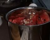 A picture of step 1 of Water melon squash, water melon juice.