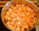 Savanyú káposztával töltött szűzpecsenye édesburgonya pürével recept fázis 4 fotója