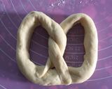 Foto langkah ke 4 dari resep PRETZEL ala Firda.