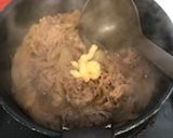 A picture of step 4 of Beef Bowl (Gyudon).