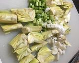 Foto del paso 3 de la receta: Tortilla de alcachofas y ajetes, tortilla de invierno ❄️🍳🥔