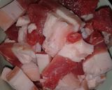 Hình bước làm 1 của món Thịt kho mắm ruốc