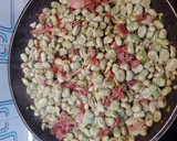 Foto del paso 2 de la receta: Habitas con jamón y huevo poché